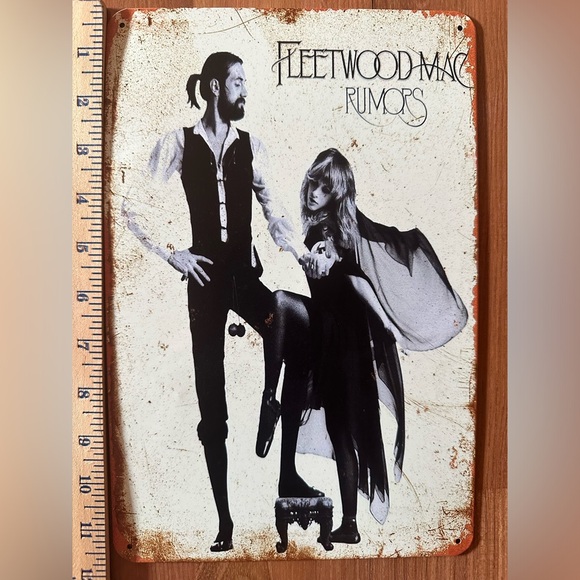 NWT Fleetwood Mac Rumors tin sign - Picture 2 of 3